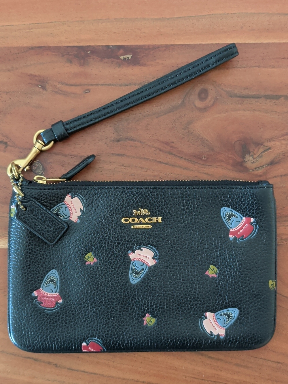Coach SHARKY Print Wristlet Wallet Black Leather Shark - C0588B
